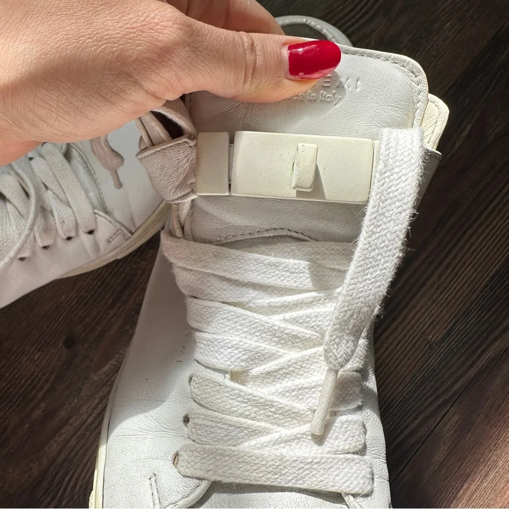 Buscemi 100mm white leather sneakers size 7 women’s